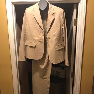 Tan business suit size 18.